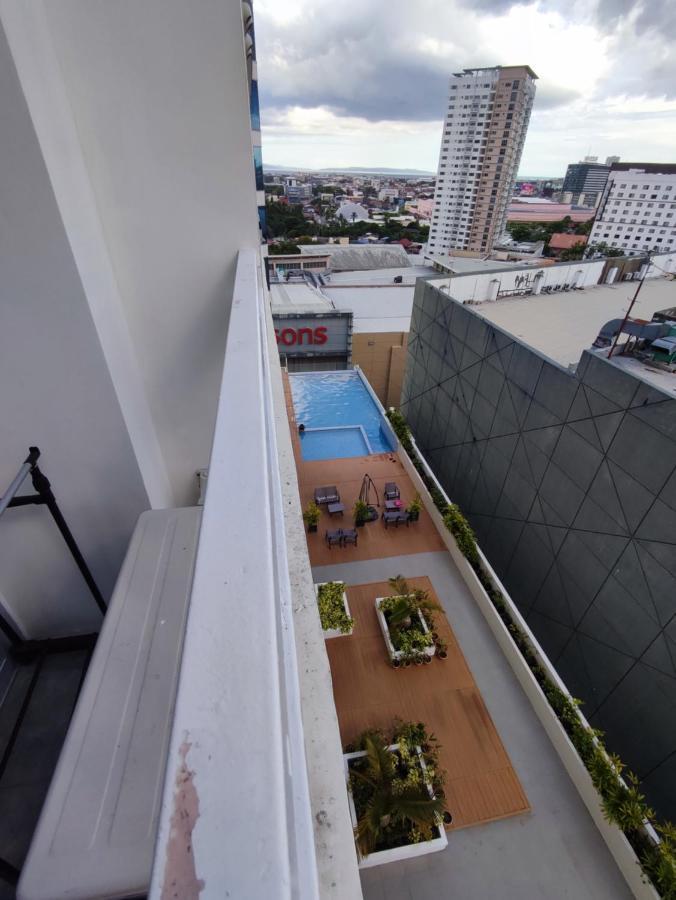 Aparthotel Inspiria Davao Zewnętrze zdjęcie